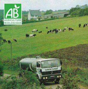 La laiterie centenaire Le Gall a pris le virage de l'agriculture biologique dans les années 1990.